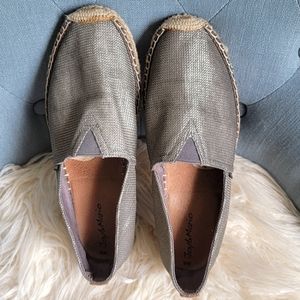 Joy & Mario slip ons